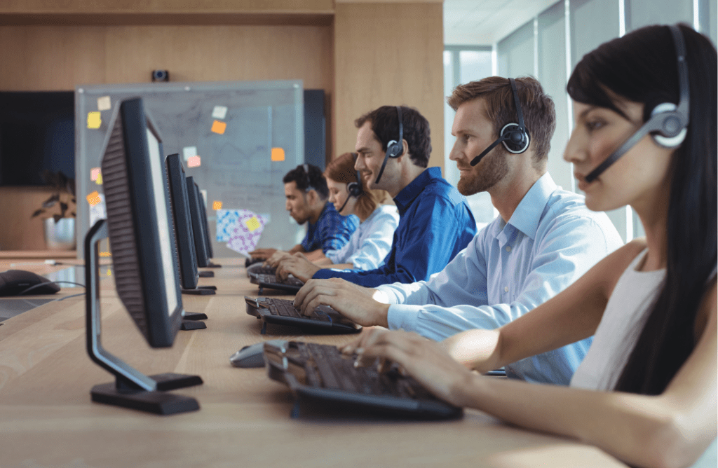 Call Center vs. Contact Center: Understanding The Key Difference